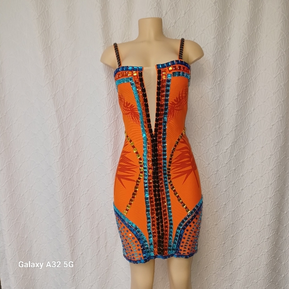 MISS8 LOS ANGELES size M Orange and Blue Embellished Dress - Picture 3 of 14